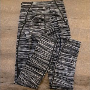 LULULEMON LEGGINGS
